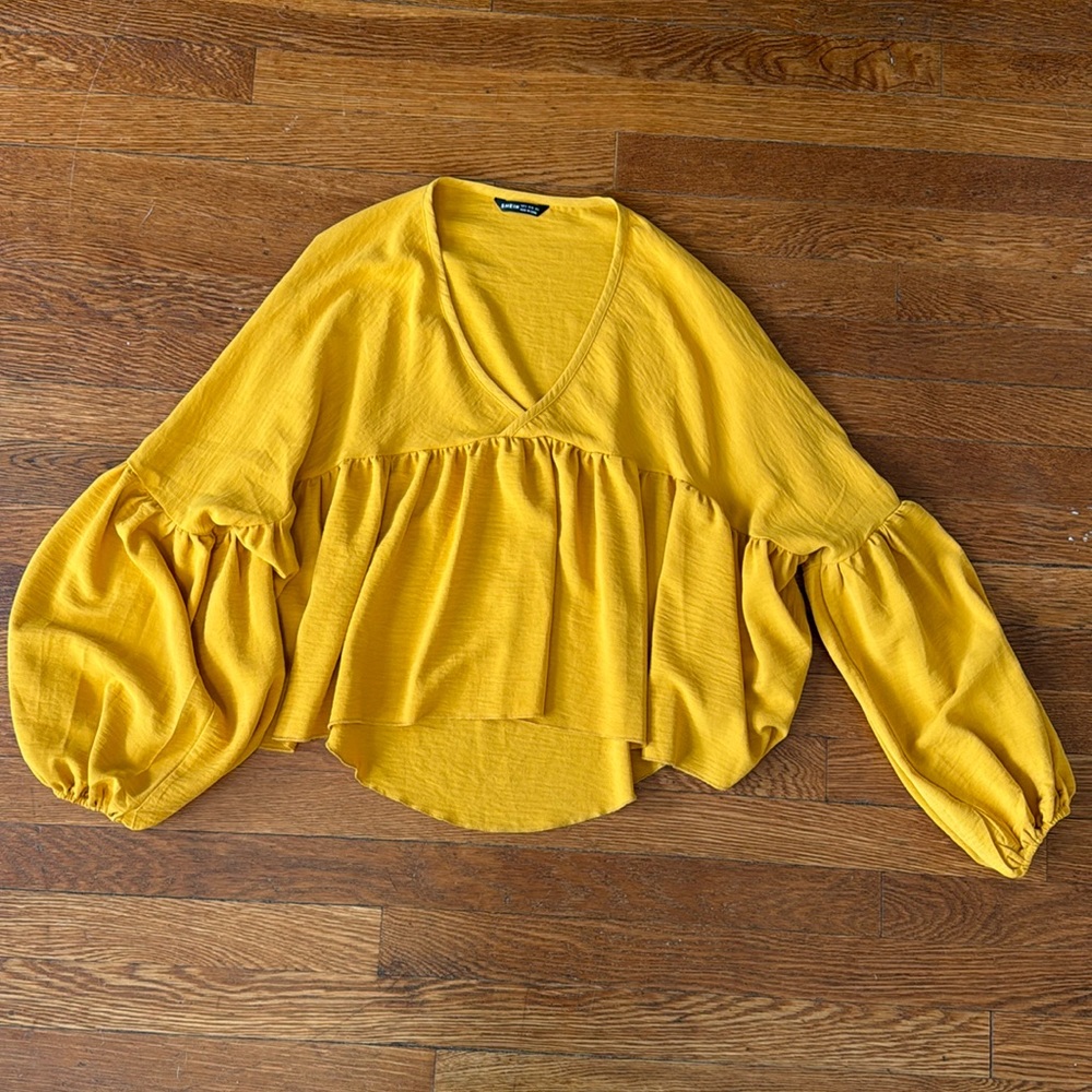 Golden Yellow Bluemont Loose Balloon Sleeves Top